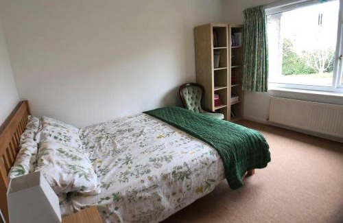 Llanfair House | Nyth Y Wiwer, Spacious and Peaceful Bungalow Near Harlech