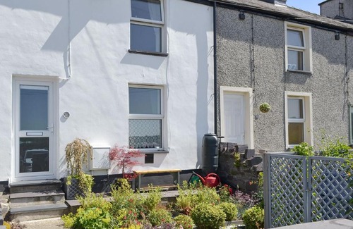 Bangor House | Nythfa