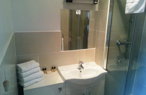Ely House | Nyton Hotel
