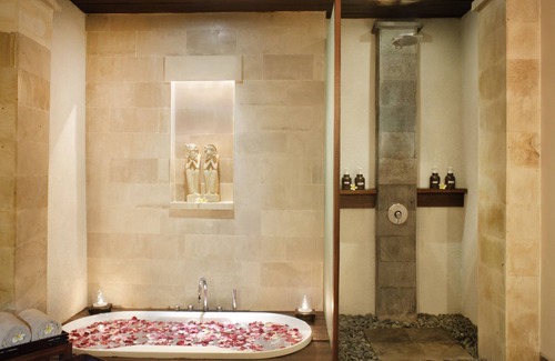 Sunset Road Hotel | Nyuh Bali Luxury Villas