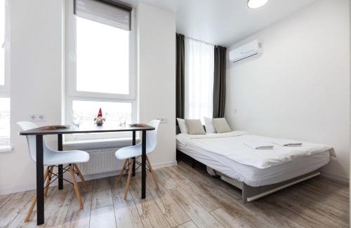 Svyatoshyns'kyi District Apartment | Nyvky Like Home - Нивки Парк - Студія 40-2