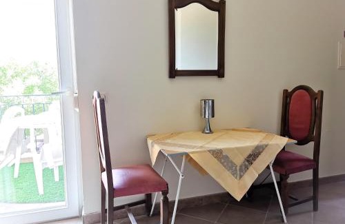 Portimao Apartment | Oásis Tropical, Jardim e Piscina!