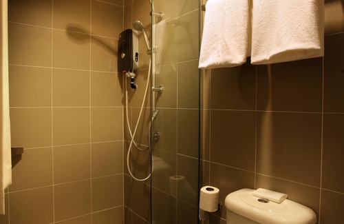 Kampung Sungai Kayu Ara Hotel | O'Boutique Suites Hotel