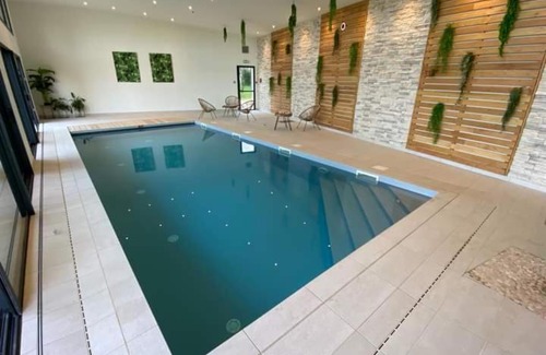 Francourt Hotel | O complexe hebergement