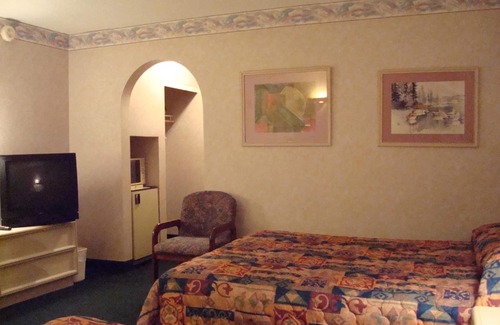 Schiller Park Hotel | O'Hare Inn & Suites
