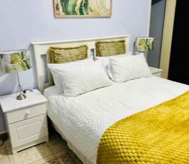 Kimberley Bed & Breakfast | O'Meara Overnight Rooms