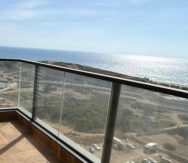 Bat Yam Apartment | O&O Group-Charming 4BR APT with Stellar Sea View
