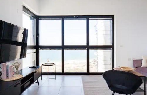 Bat Yam Apartment | O&O Group- Modern Luxury APT-Mesmerizing Sea Views