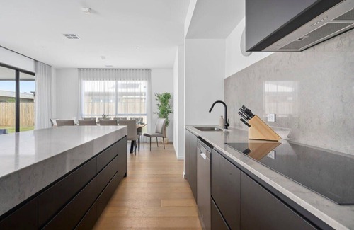 Ocean Grove House | Oak Anchor I Luxury Ocean Grove Retreat