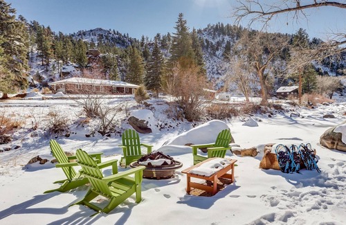 Lyons Cabin | Oak Cabin-MTN VIEWS *Fireplace*RMNP-Winter Getaway