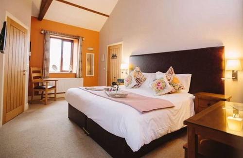 Castle Carrock Cottage | Oak Cottage (Hot Tub)