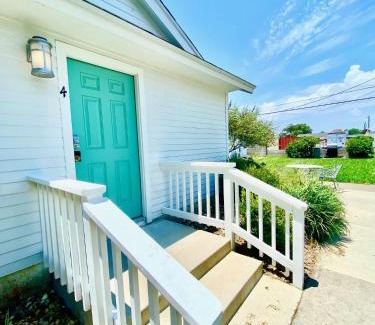 Rockport House | Oak Cottages 4