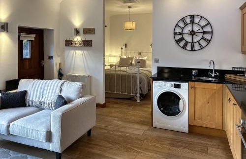 Maenporth House | Oak