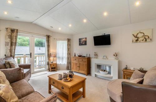 Felinfach House | Oak Lodge - New Quay