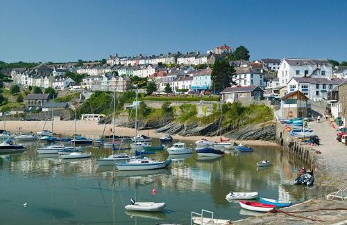 Felinfach House | Oak Lodge - New Quay