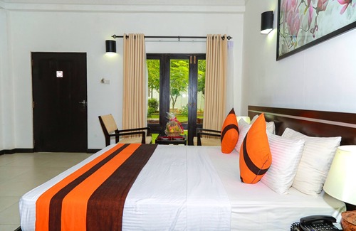 Dambulla Hotel | Oak Ray Elephant Lake
