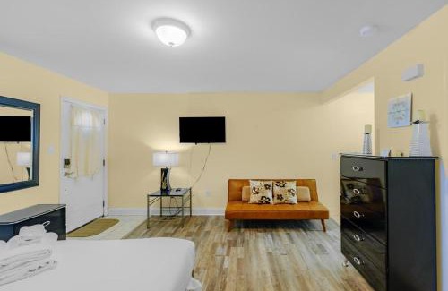 Biloxi House | Oak Shores Studios