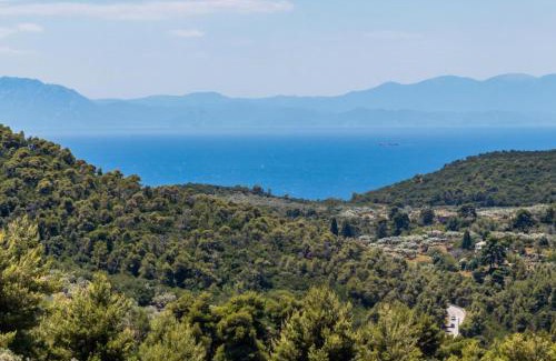 Skopelos Villa | Oak Tree Cottage