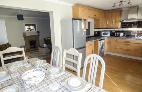 Llanstadwell House | Oakdene