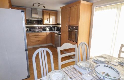 Llanstadwell House | Oakdene
