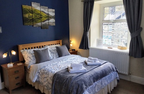 Gwynedd- Snowdonia Bed & Breakfast | Oakfield House Bed and Breakfast