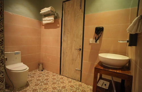 Dharampur Hotel | Oakhill Resort