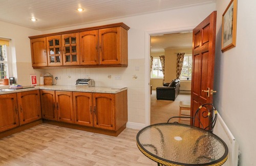 Ravenstonedale Cottage | OAKLEA, pet friendly, character holiday cottage in Ravenstonedale