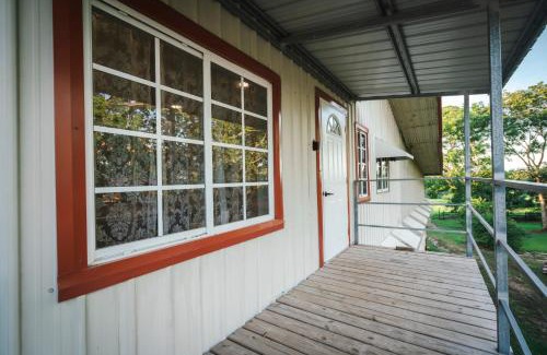 Spanish Lookout Apartment | Oakridge Apartment