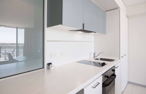 Adelaide Central Business District Apartment | Oaks Adelaide Horizons Suites