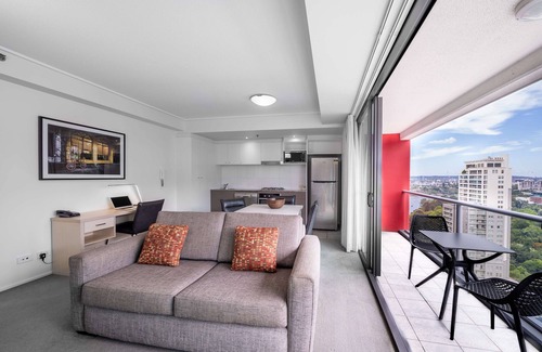 Brisbane Central Business District Apartment | Oaks Brisbane on Felix Suites