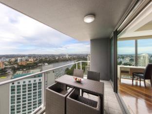 Brisbane Central Business District Apartment | Oaks Brisbane on Felix Suites