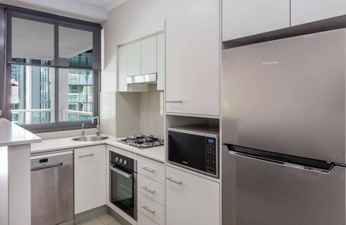 Brisbane Central Business District Apartment | Oaks Brisbane on Margaret Suites