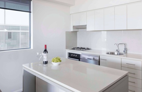 Brisbane Central Business District Apartment | Oaks Brisbane on Margaret Suites