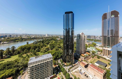 Brisbane Central Business District Apartment | Oaks Brisbane on Margaret Suites