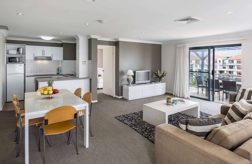 Coolangatta Apartment | Oaks Gold Coast Calypso Plaza Suites