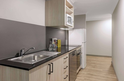 North Ryde Apartment | Oaks Sydney North Ryde Suites