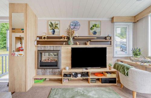 Felinfach House | Oakstream lodge 21