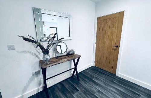 Frizington House | Oaktree Cottage - 3 Bedrooms - Sleeps 6