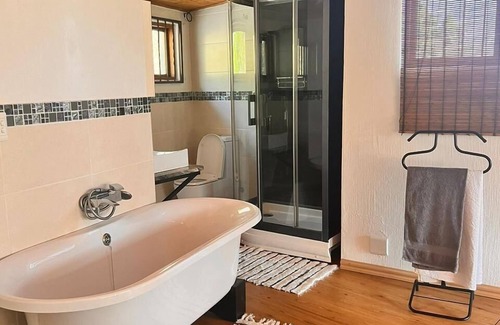 Greater Johannesburg Metropolitan Area House | Oaktree Guest House