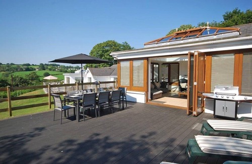 Saundersfoot House | Oaktree Lodge - Luxury Cottage Hot Tub Sea Views