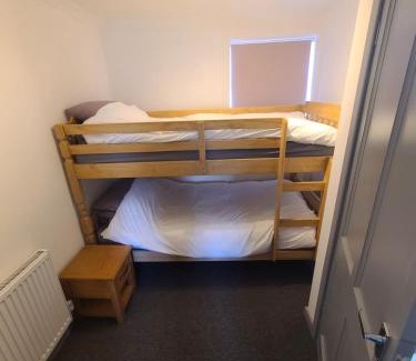 Lulsgate Bottom Bed & Breakfast | Oakwood Airport Accommodation