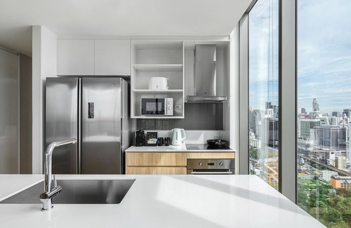 Bangkok Central Business District Apartment | Oakwood Suites Bangkok