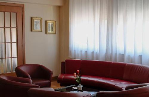 Zona XLIV La Pisana Hotel | Oasi Santa Rosa
