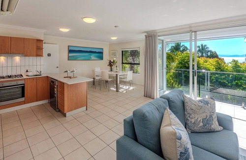 Hamilton Island Apartment | Oasis 13 , Oasis 13 on Hamilton Island