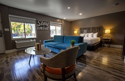 Downtown Las Vegas Hotel | Oasis at Gold Spike