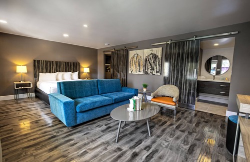 Downtown Las Vegas Hotel | Oasis at Gold Spike
