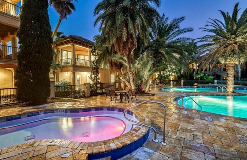 St. Tropez House | Oasis at St Tropez