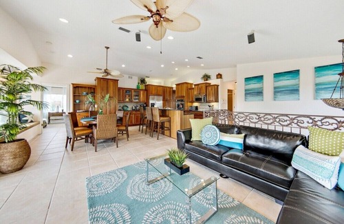 Marineland Acres House | Oasis By the Sea: Beach Home Retreat