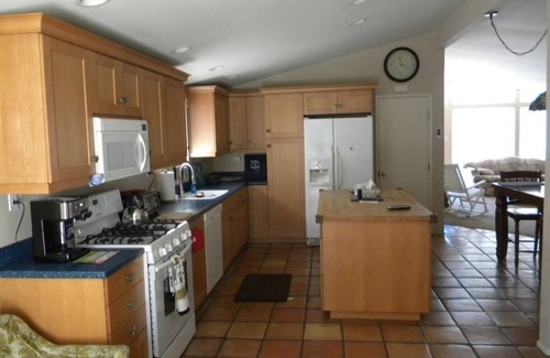 Pierpont Bay House | "Oasis by the Sea" Ventura STVR #2260