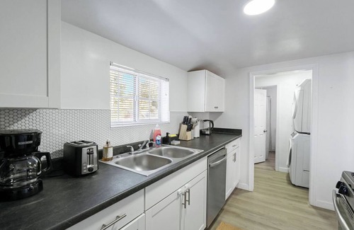 Westminster House | Oasis Central Location Near Disney/OC Attractions